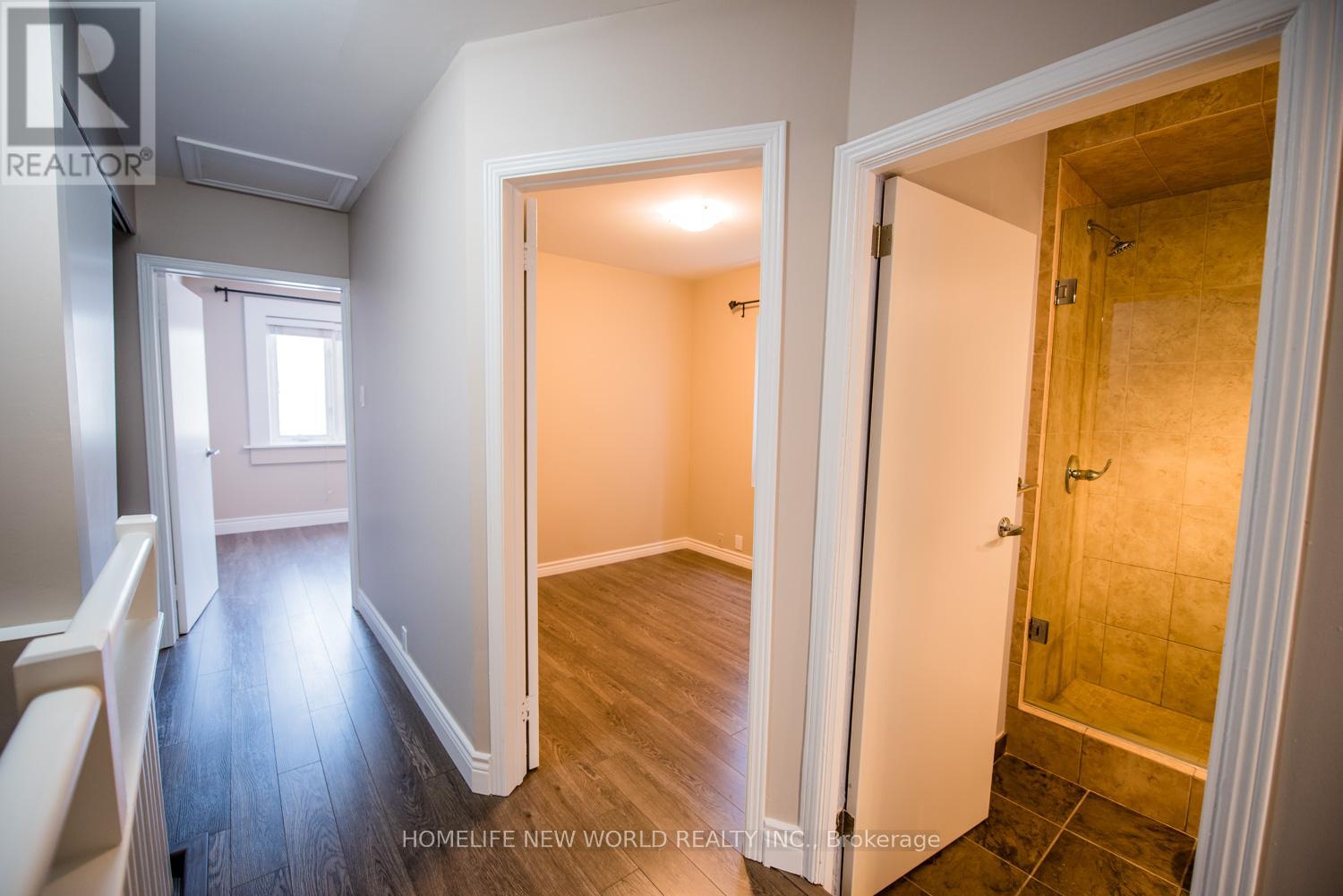 2 - 258 Kenilworth Avenue, Toronto, Ontario  M4L 3S8 - Photo 11 - E12542594