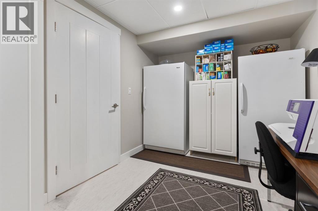 2607 63 Street, Camrose, Alberta  T4V 5J6 - Photo 32 - A2253847