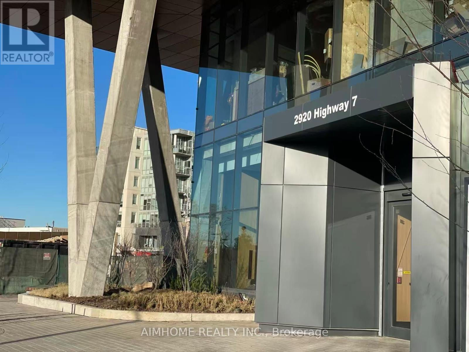 1606 - 2920 Highway 7 Road, Vaughan, Ontario  L4K 0P4 - Photo 2 - N12479621