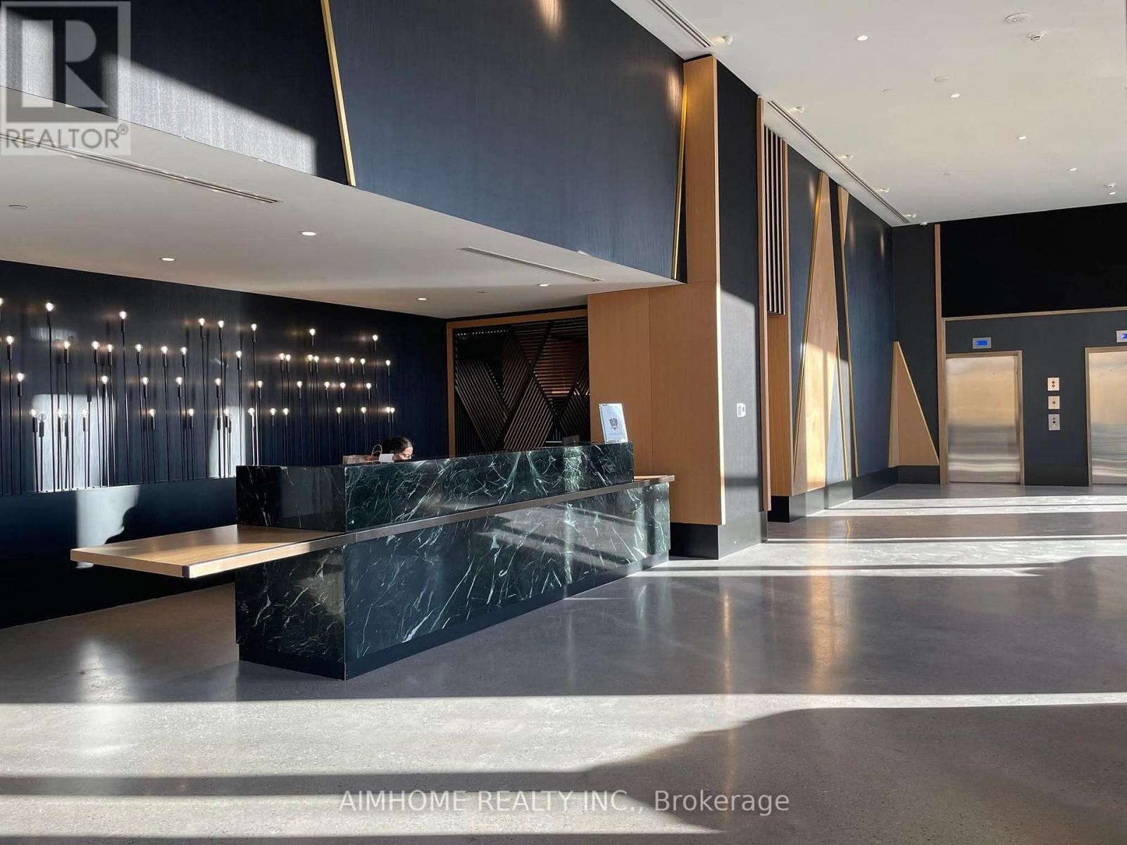 1606 - 2920 Highway 7 Road, Vaughan, Ontario  L4K 0P4 - Photo 3 - N12479621