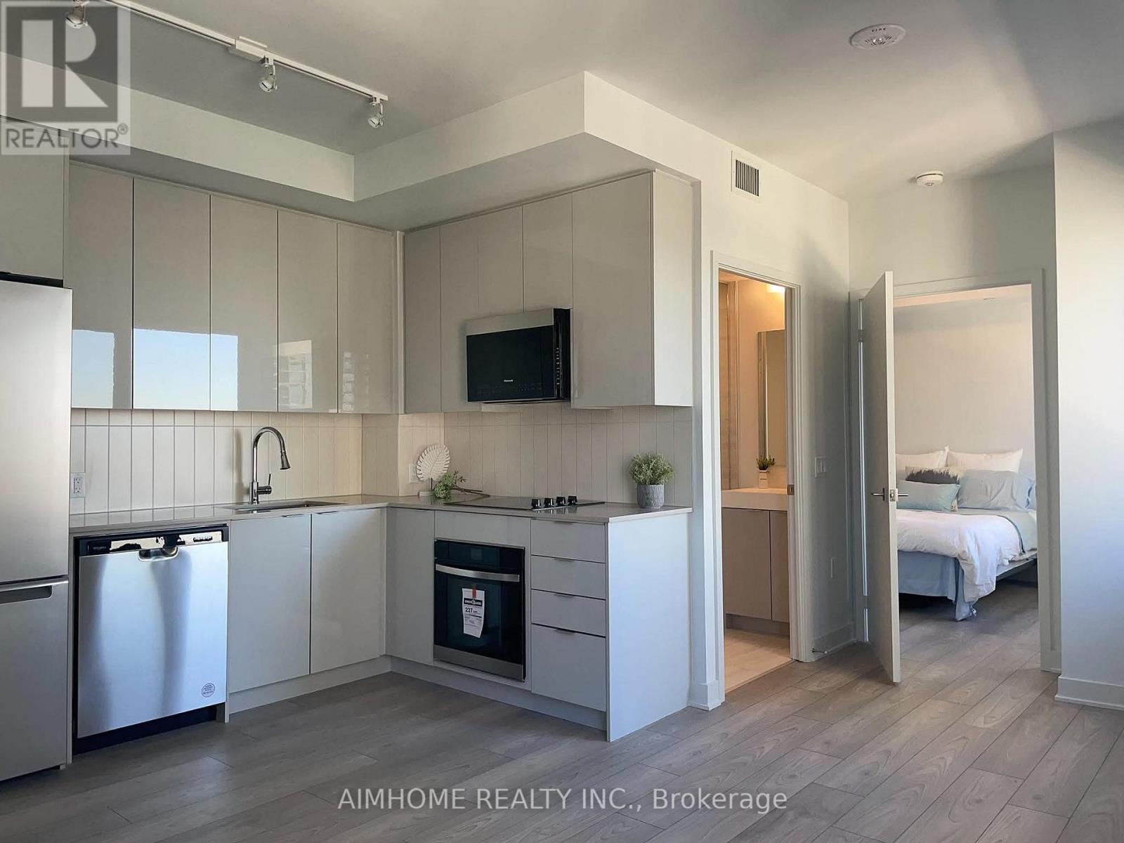 1606 - 2920 Highway 7 Road, Vaughan, Ontario  L4K 0P4 - Photo 5 - N12479621