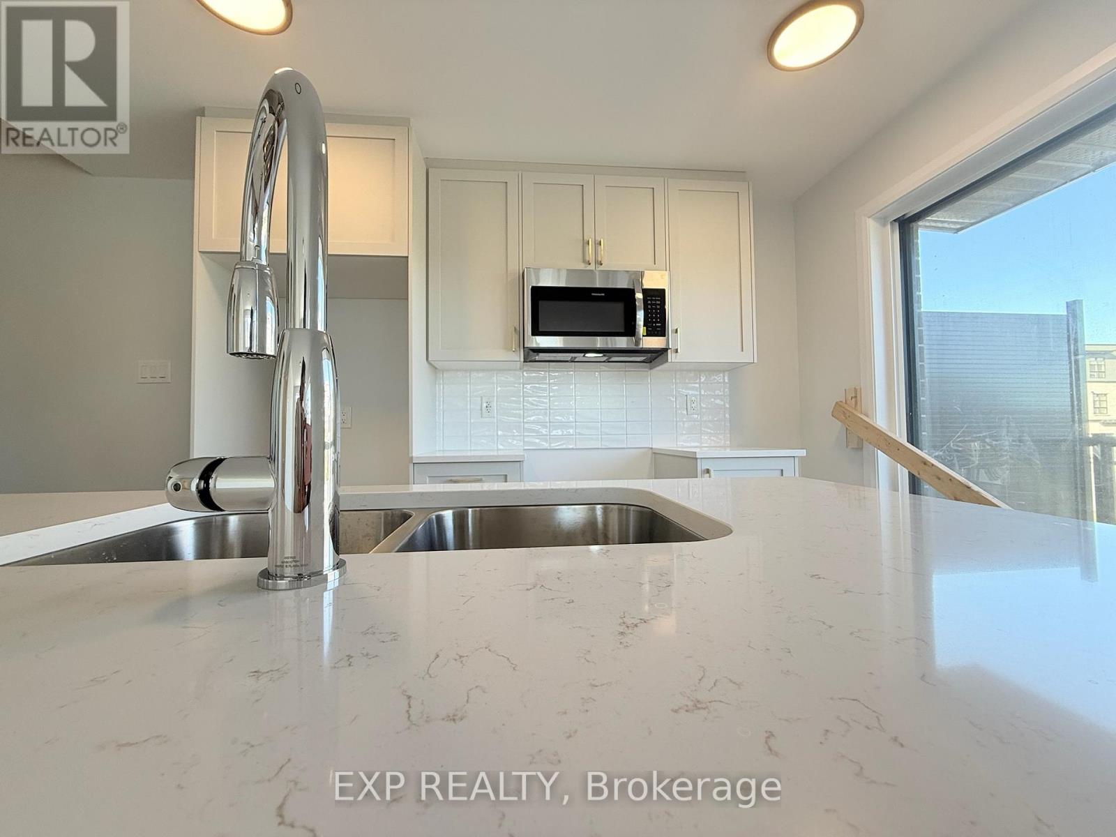 Unit # 2 - 101 Glenroy Gilbert Drive, Ottawa, Ontario  K2J 7N6 - Photo 10 - X12467170