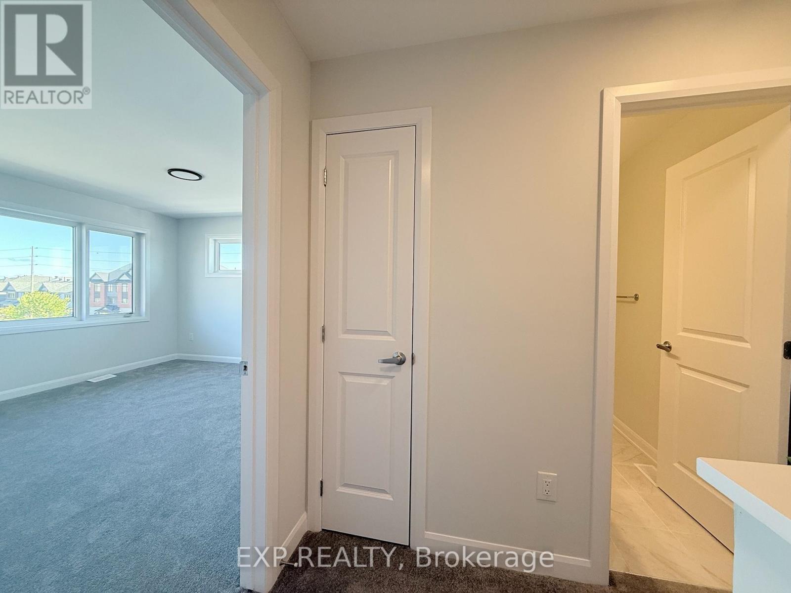 Unit # 2 - 101 Glenroy Gilbert Drive, Ottawa, Ontario  K2J 7N6 - Photo 29 - X12467170