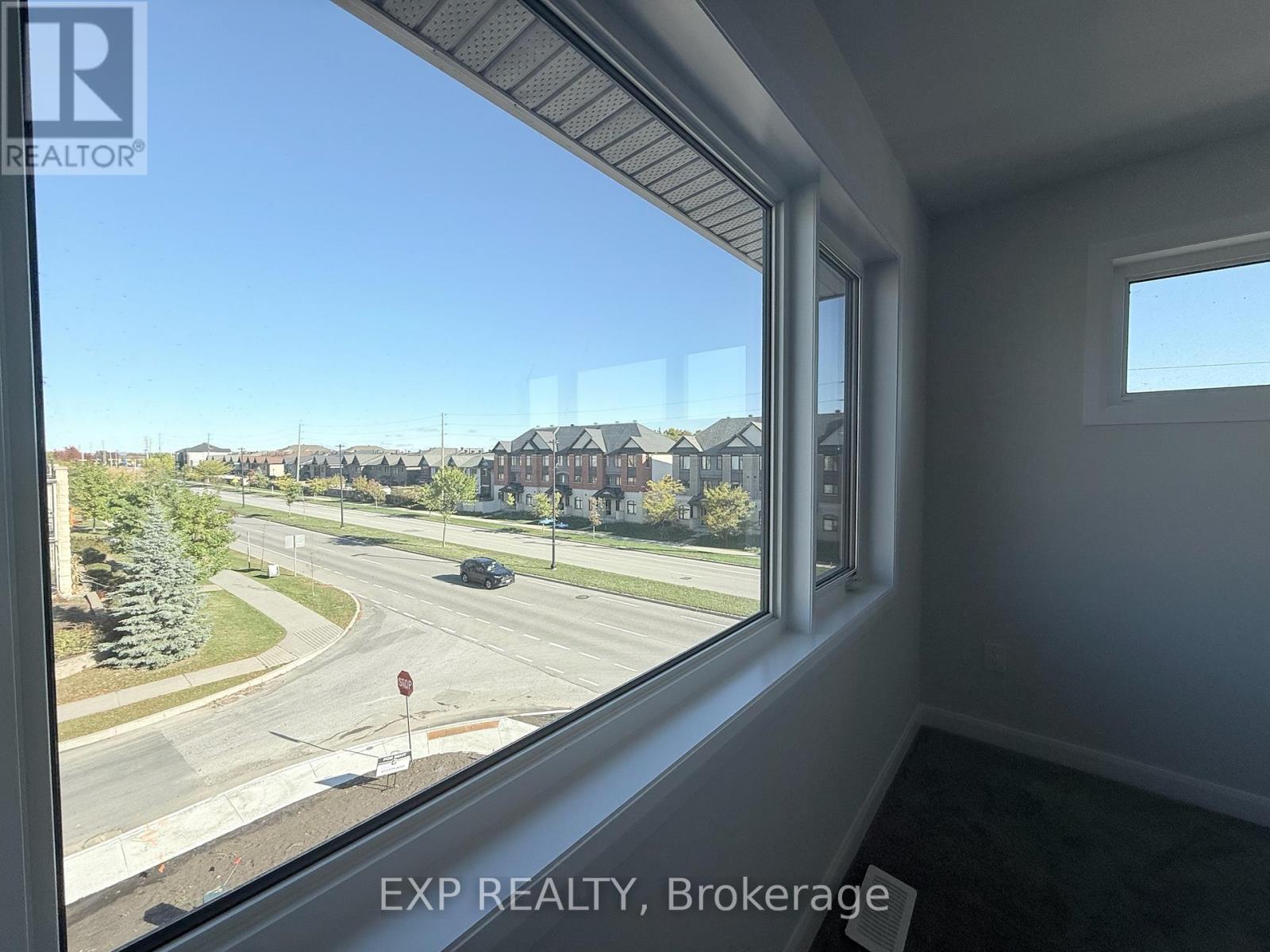 Unit # 2 - 101 Glenroy Gilbert Drive, Ottawa, Ontario  K2J 7N6 - Photo 34 - X12467170