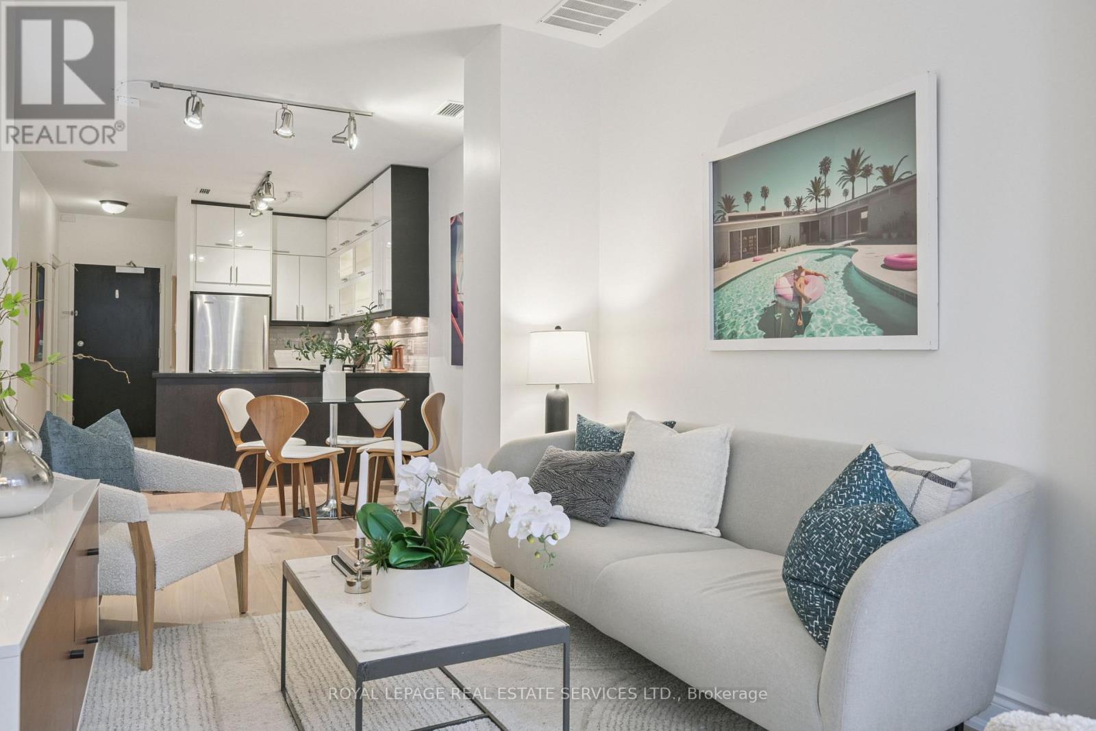 904 - 393 King Street W, Toronto, Ontario  M5V 3G8 - Photo 14 - C12543740