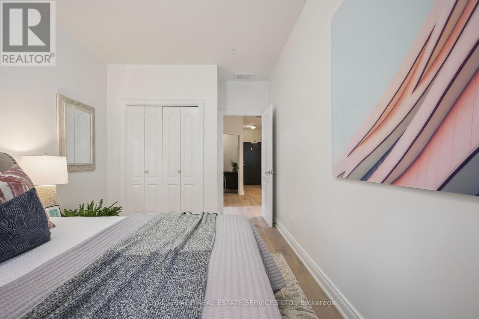 904 - 393 King Street W, Toronto, Ontario  M5V 3G8 - Photo 17 - C12543740