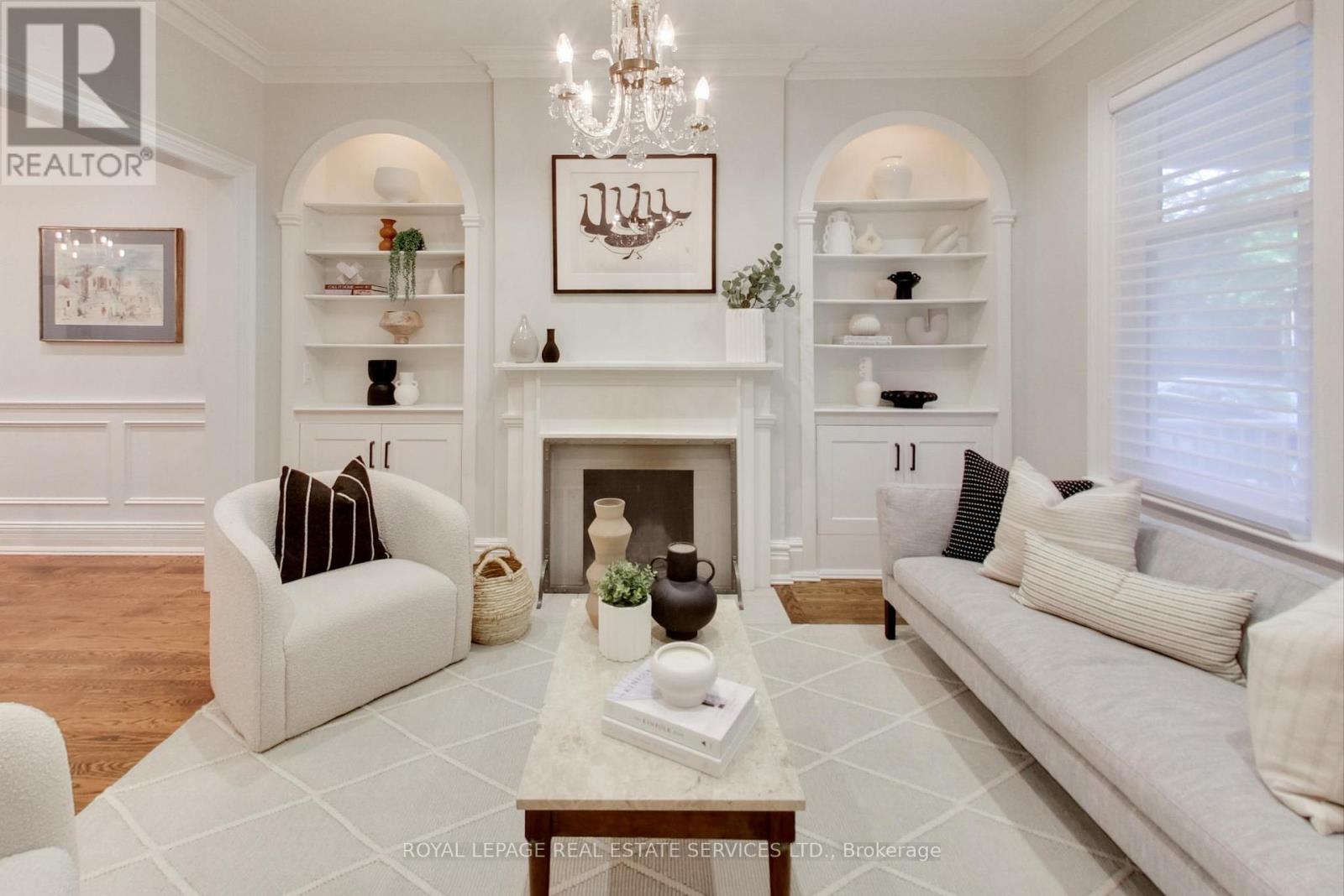 55 Walmsley Boulevard, Toronto, Ontario  M4V 1X7 - Photo 7 - C12543746