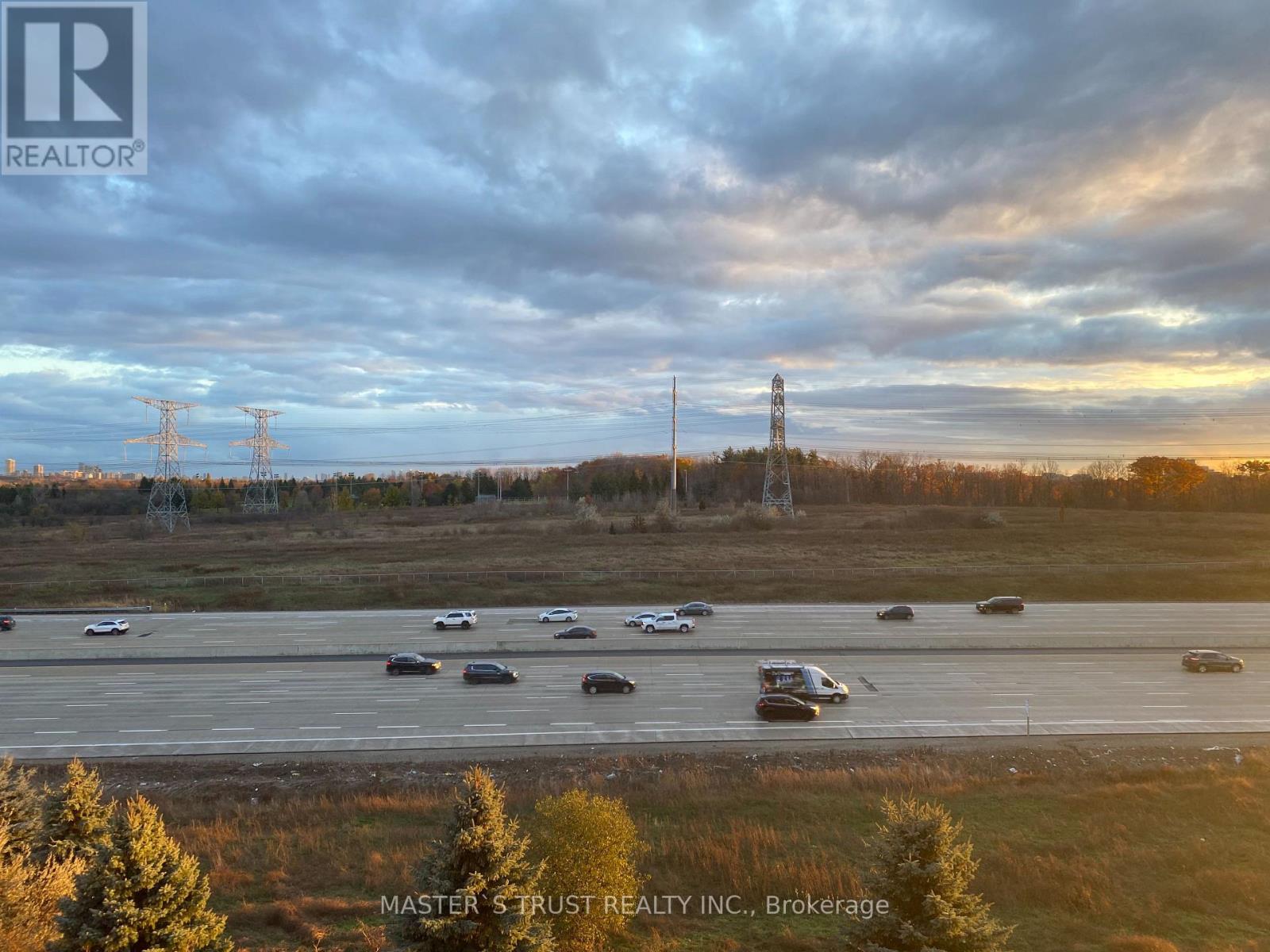 709 - 273 South Park Road, Markham, Ontario L3T 0B5 - Photo 10 - N12542280