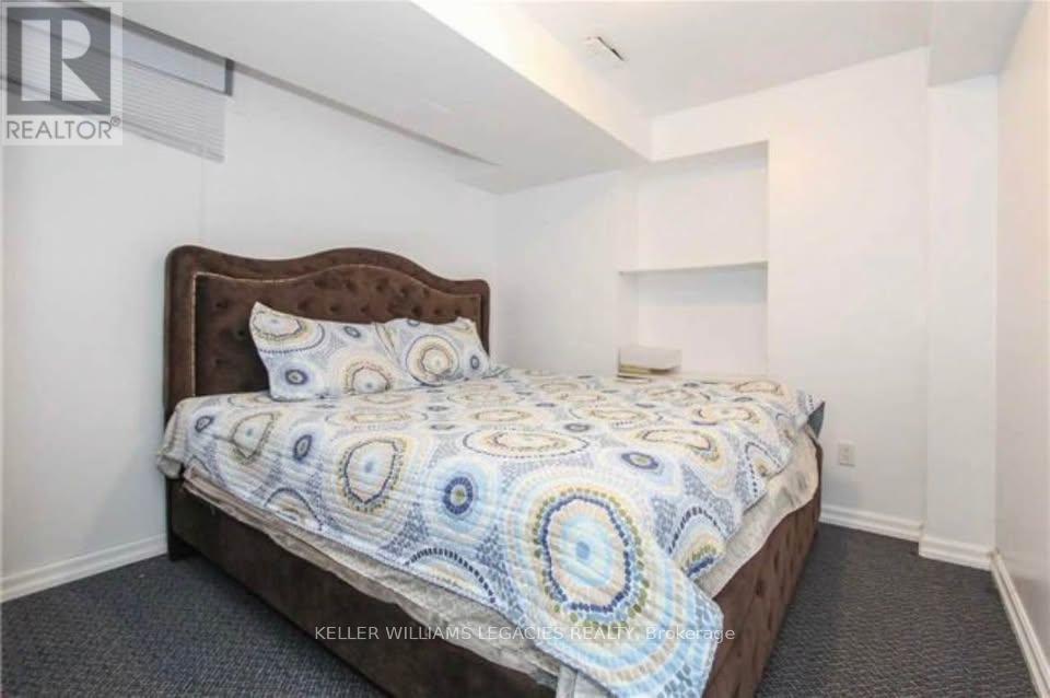 Bsmt - 22 Alberta Terrace, Brampton, Ontario  L6R 2H8 - Photo 4 - W12543758