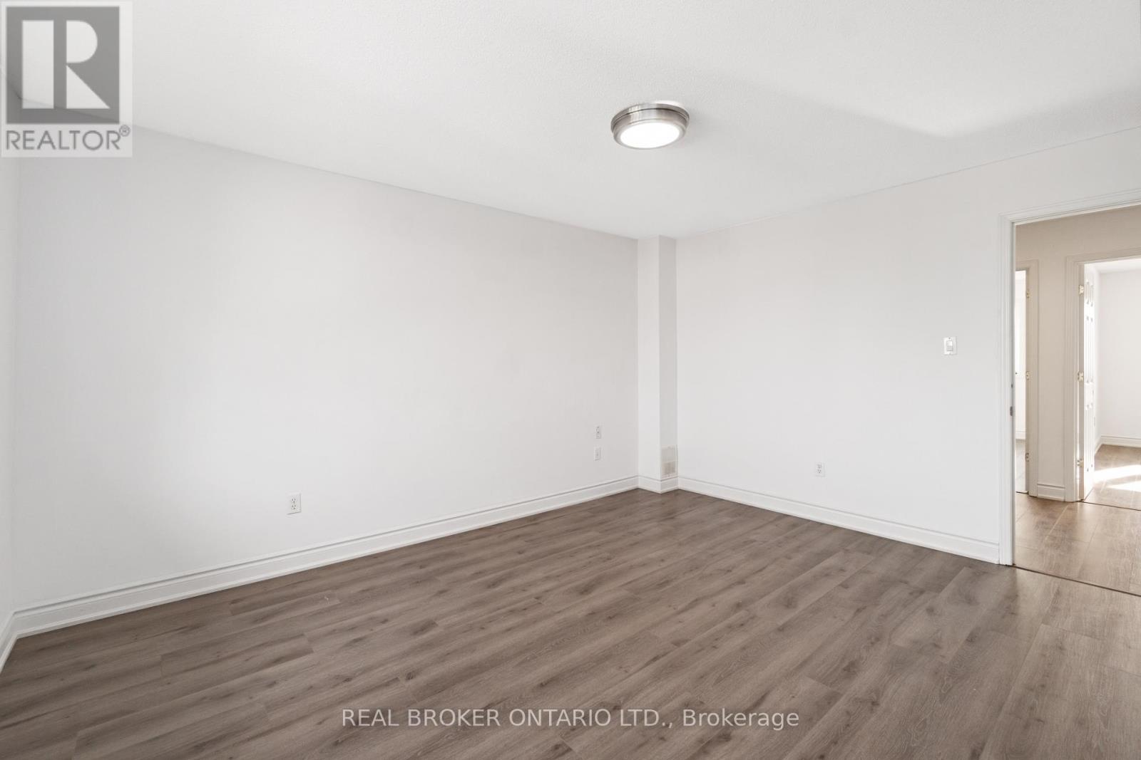 3 A Southpark Drive, Ottawa, Ontario  K1B 3B8 - Photo 28 - X12543770