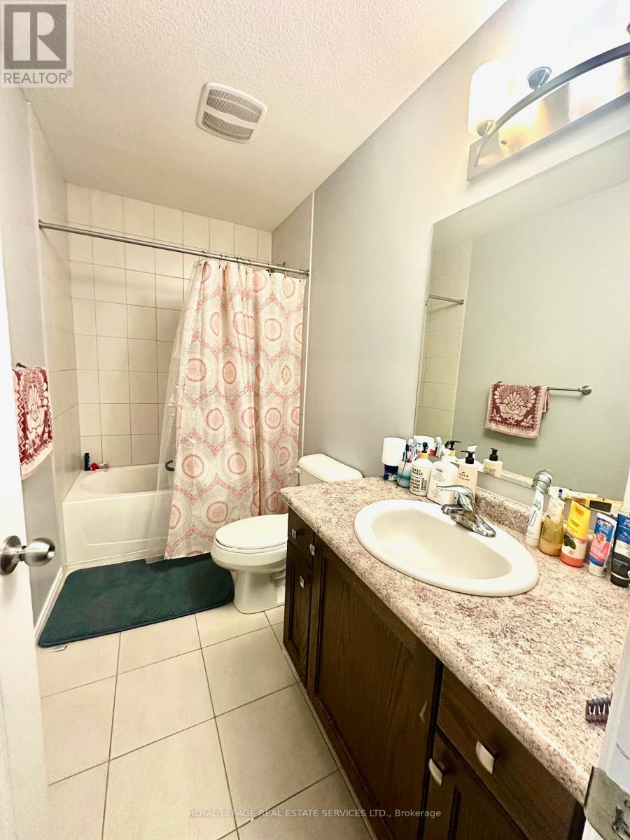 60 Netherwood Road, Kitchener, Ontario  L2P 0E4 - Photo 12 - X12539624