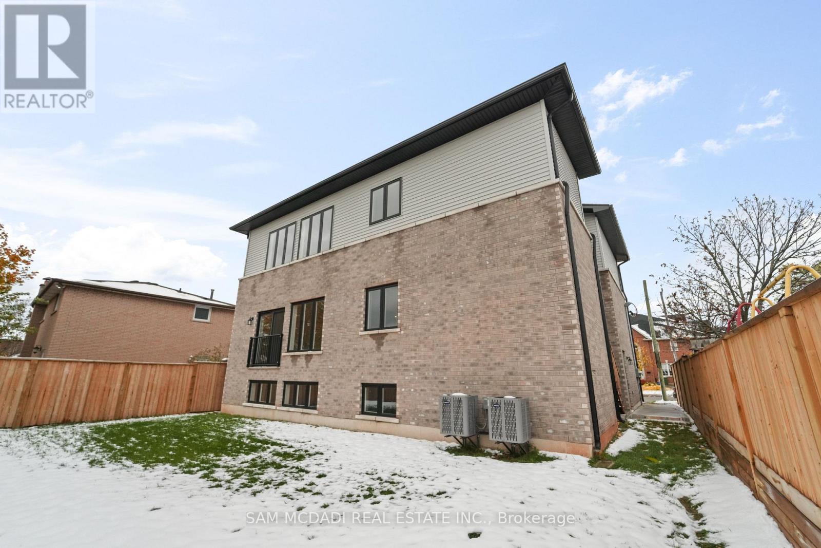 175 Margaret Avenue, Hamilton, Ontario  L8E 2H6 - Photo 43 - X12543736