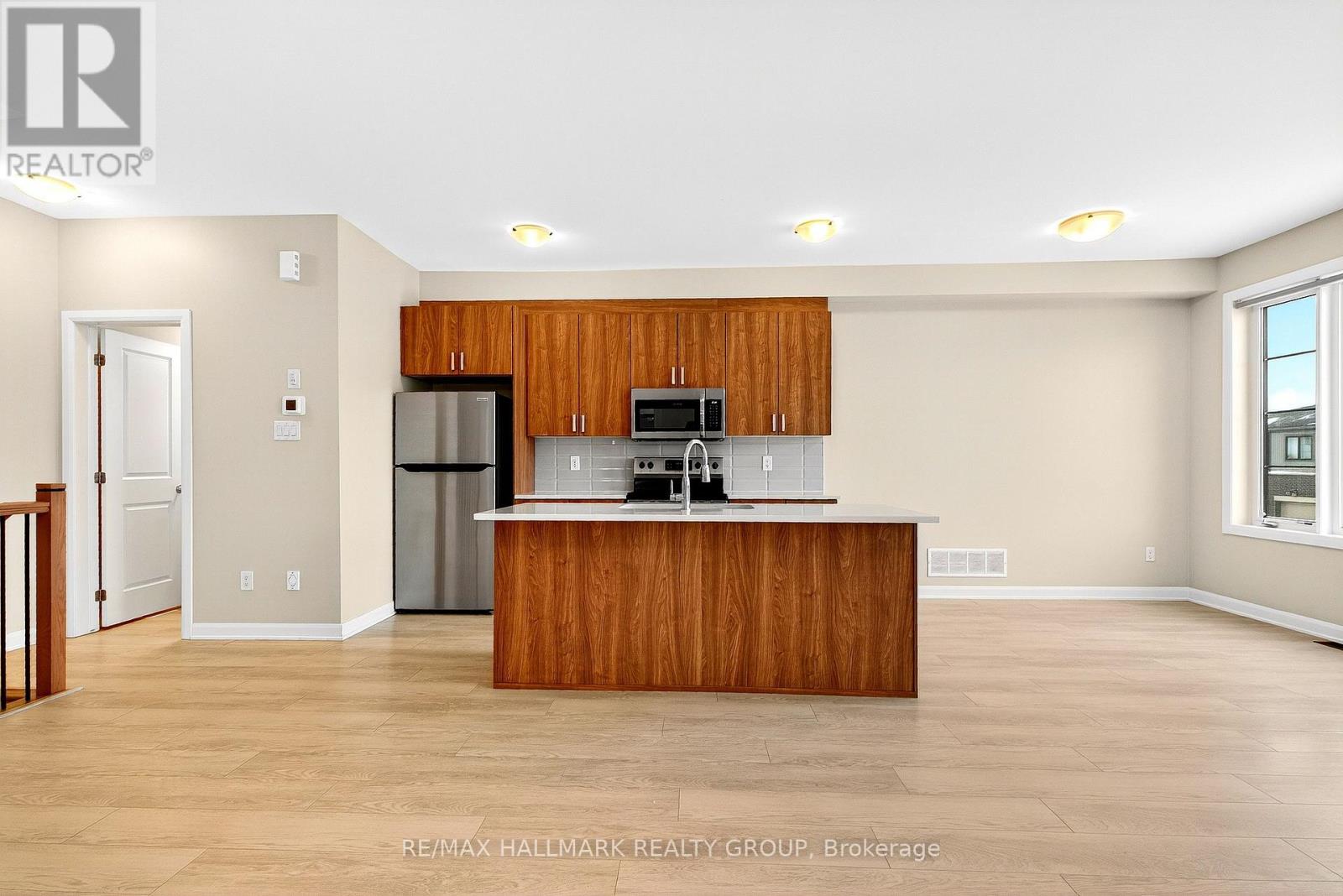 348 Raheen Court Ottawa Circuit, Ottawa, Ontario K2J 7C2 - Photo 17 - X12541610