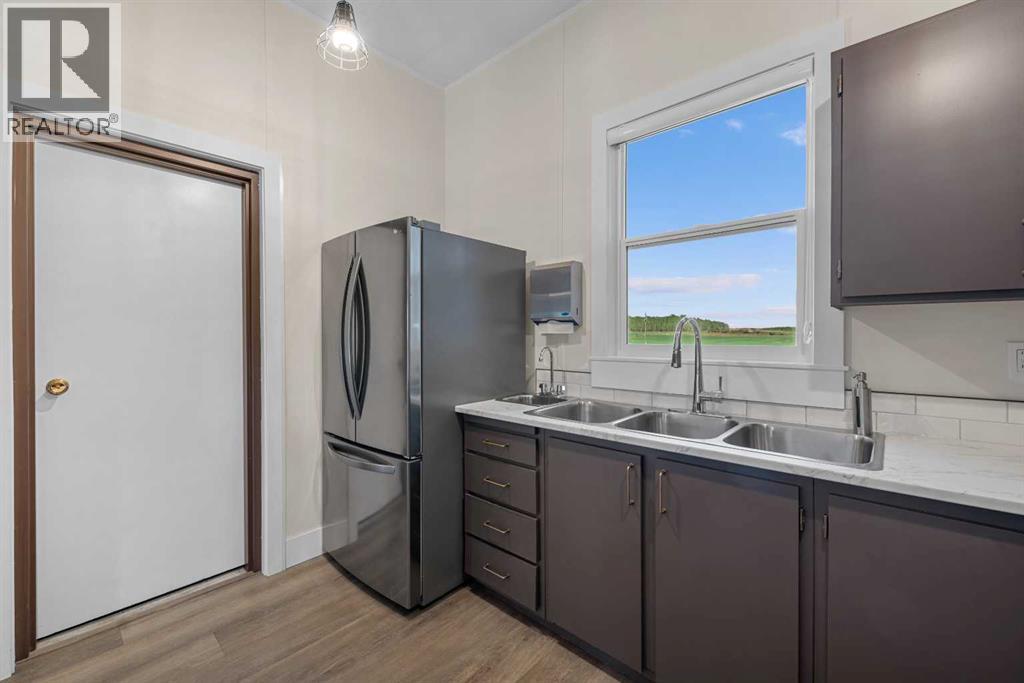 A, 281025 Range Road 42, Rural Rocky View County, Alberta  T4C 1A6 - Photo 34 - A2267022