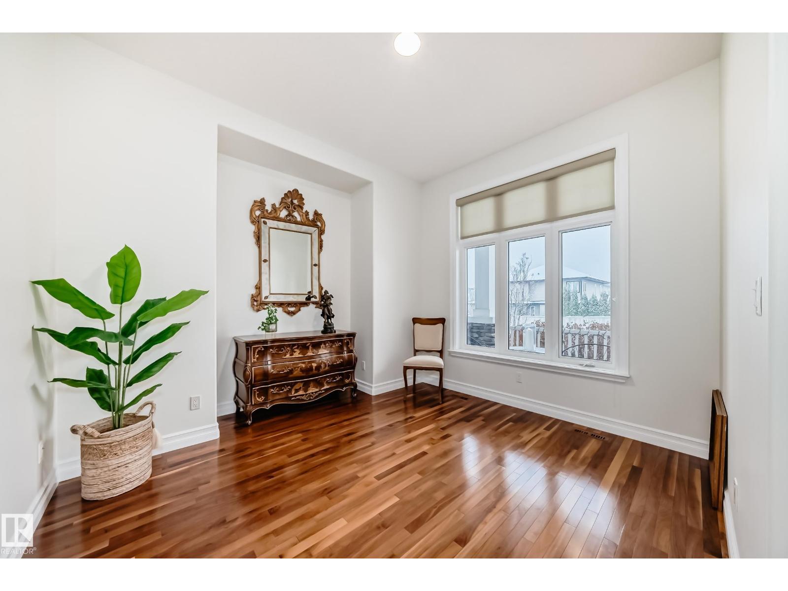 6107 Maynard Cr Nw, Edmonton, Alberta  T6R 0J2 - Photo 6 - E4465682