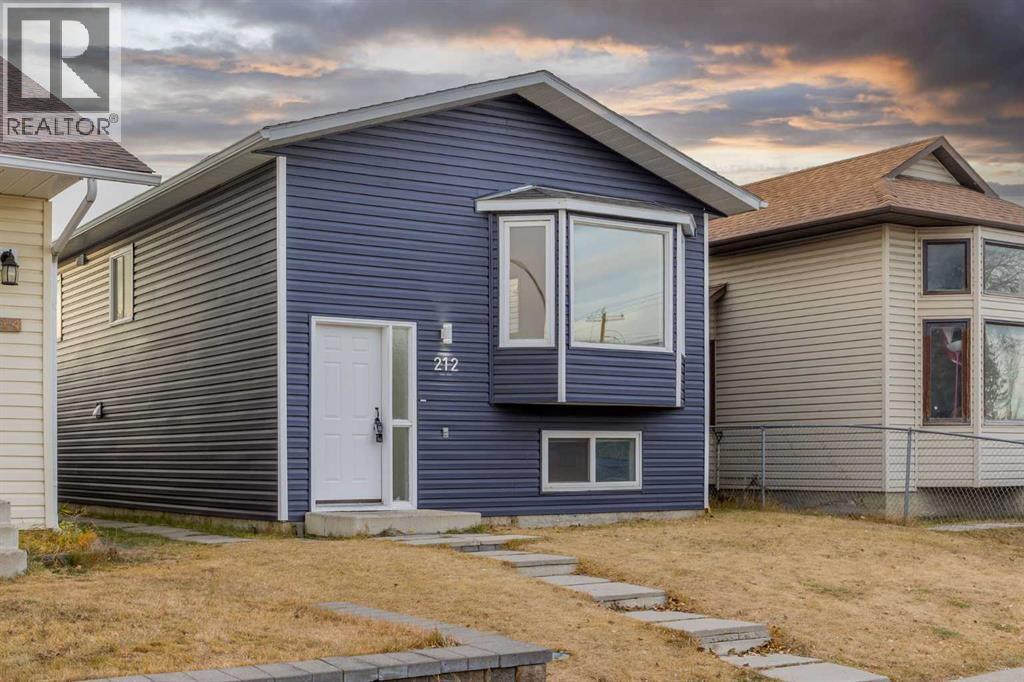 212 Falmere Way Ne, Calgary, Alberta  T3J 2X9 - Photo 49 - A2270260