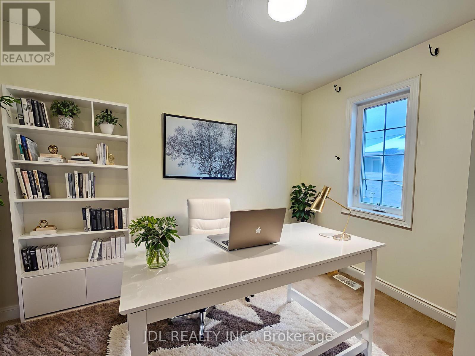 3 Garvin Mews, Toronto, Ontario  M2N 0B2 - Photo 7 - C12543776