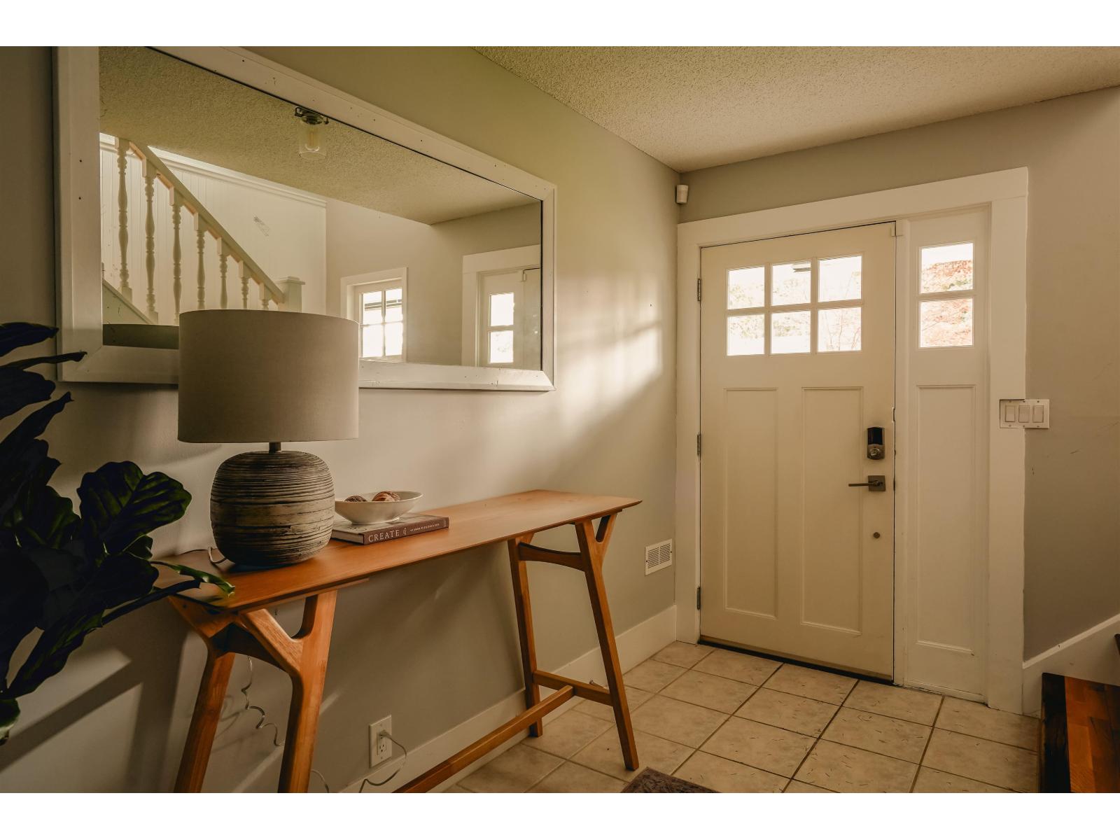 12469 23 Avenue, Surrey, British Columbia  V4A 2C5 - Photo 4 - R3065944