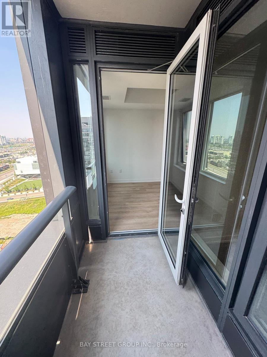 1702 - 395 Square One Drive, Mississauga, Ontario  L5B 0P6 - Photo 14 - W12543766