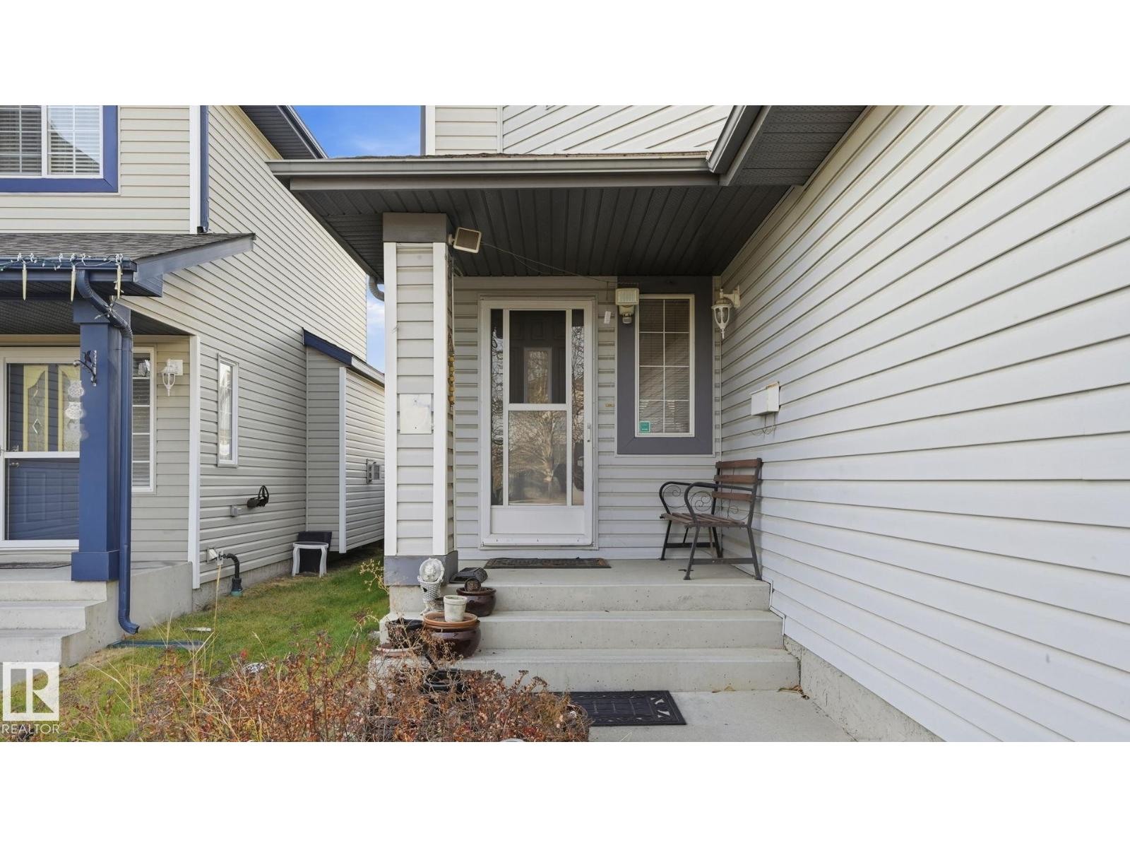 4712 201 St Nw, Edmonton, Alberta  T6M 2X7 - Photo 3 - E4465683
