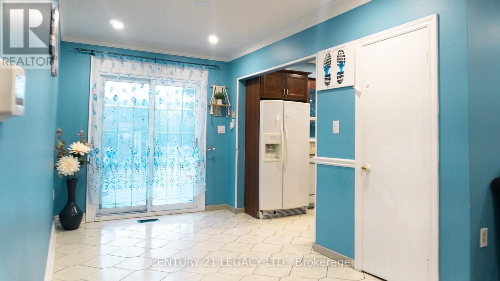 348 Millen Road, Hamilton, Ontario  L8E 2H2 - Photo 10 - X12543768