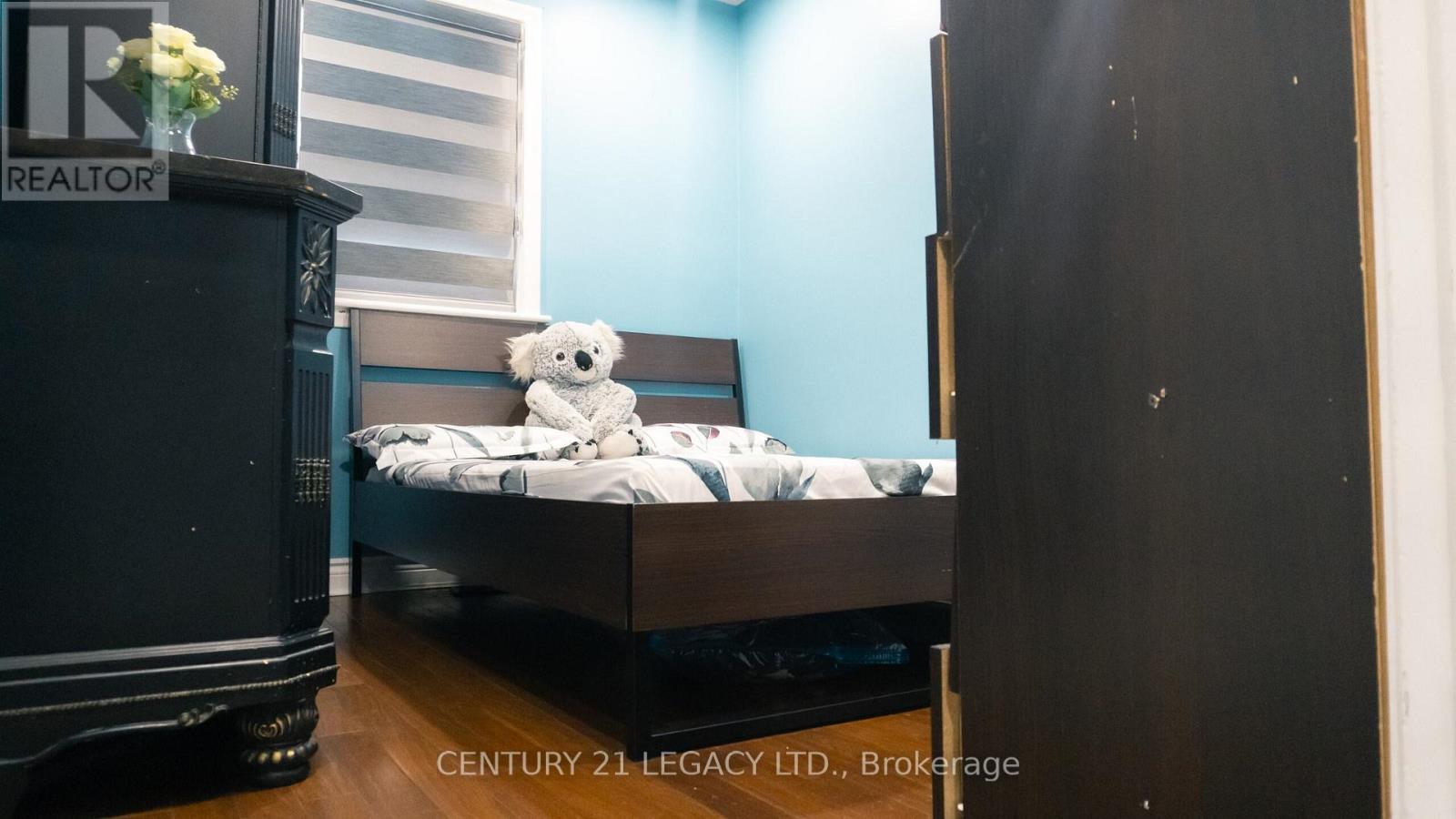 348 Millen Road, Hamilton, Ontario  L8E 2H2 - Photo 17 - X12543768