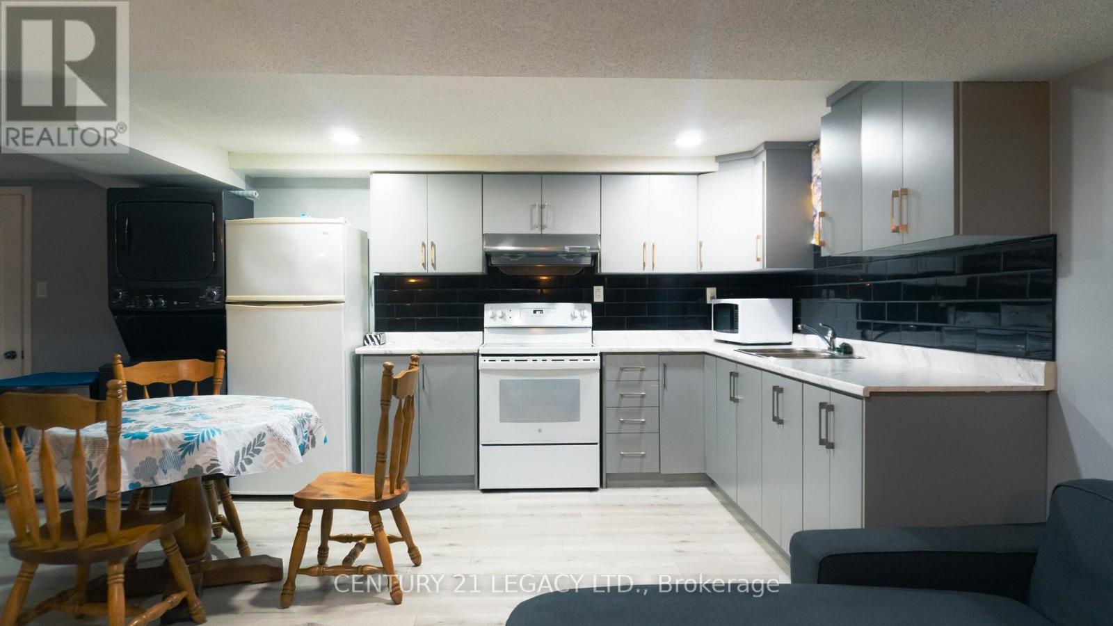 348 Millen Road, Hamilton, Ontario  L8E 2H2 - Photo 26 - X12543768