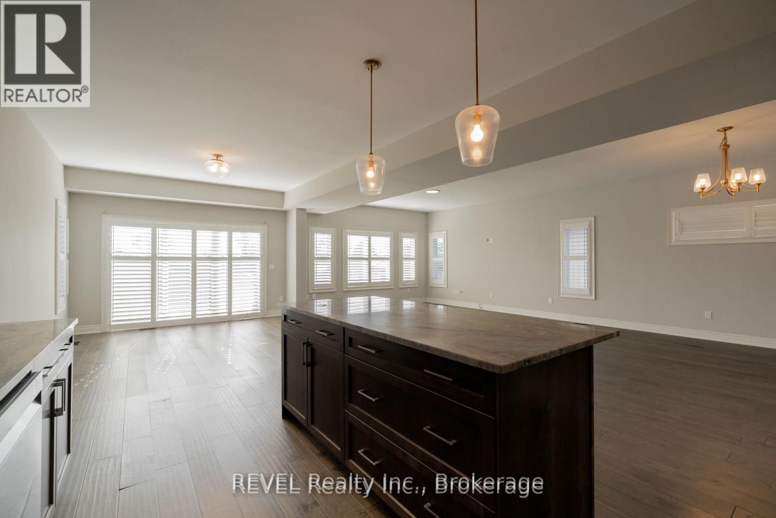 202 Viger Drive, Welland, Ontario  L3B 5E9 - Photo 10 - X12543778