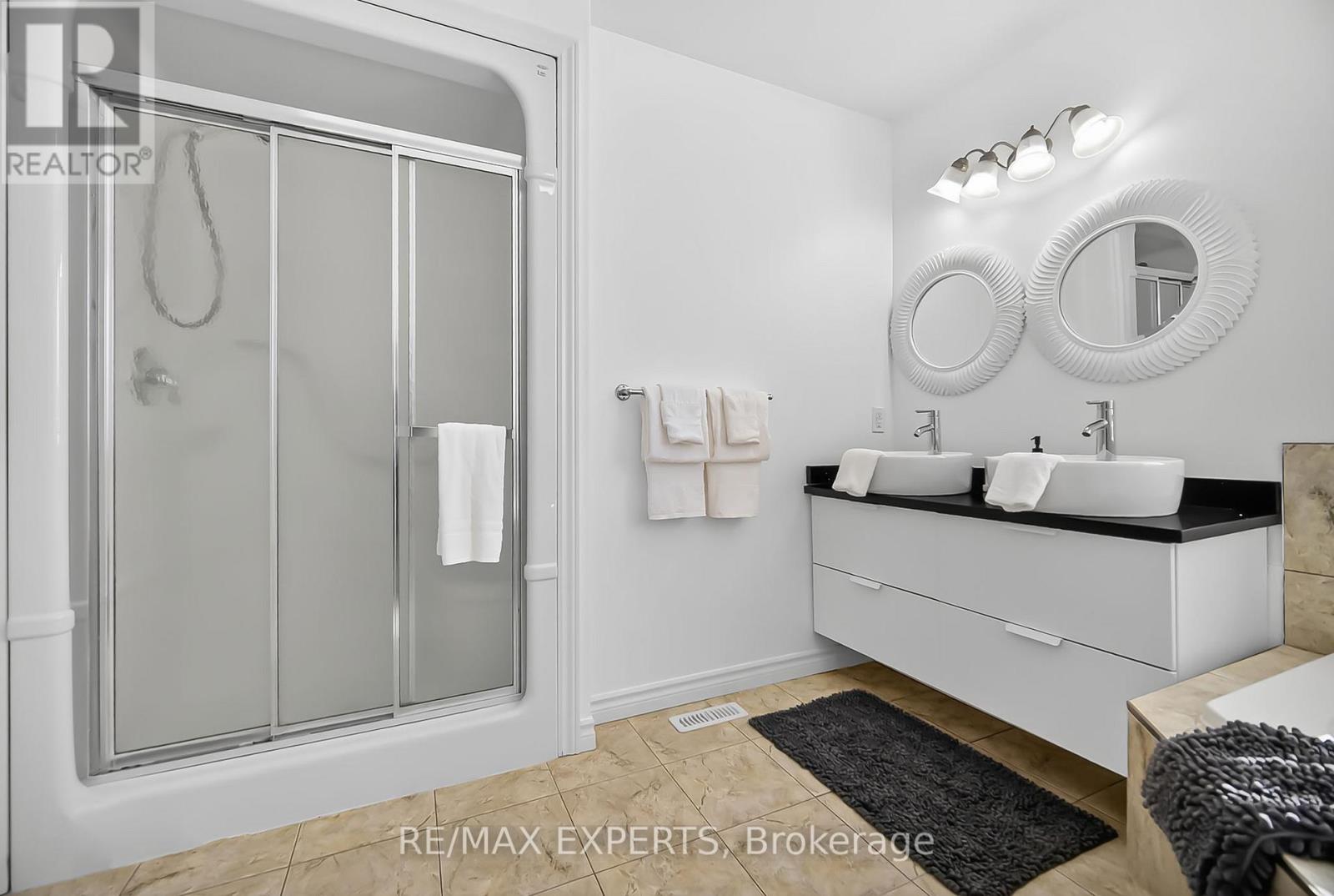 936 Talisman Drive, London South, Ontario  N6K 4X6 - Photo 21 - X12442273