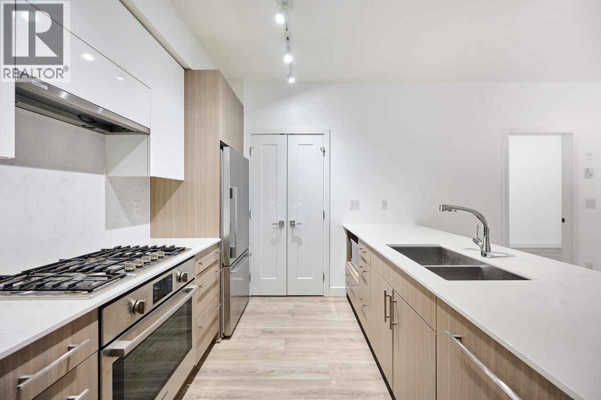 205 3971 Hastings Street, Burnaby, British Columbia  V5C 2H8 - Photo 6 - R3067278