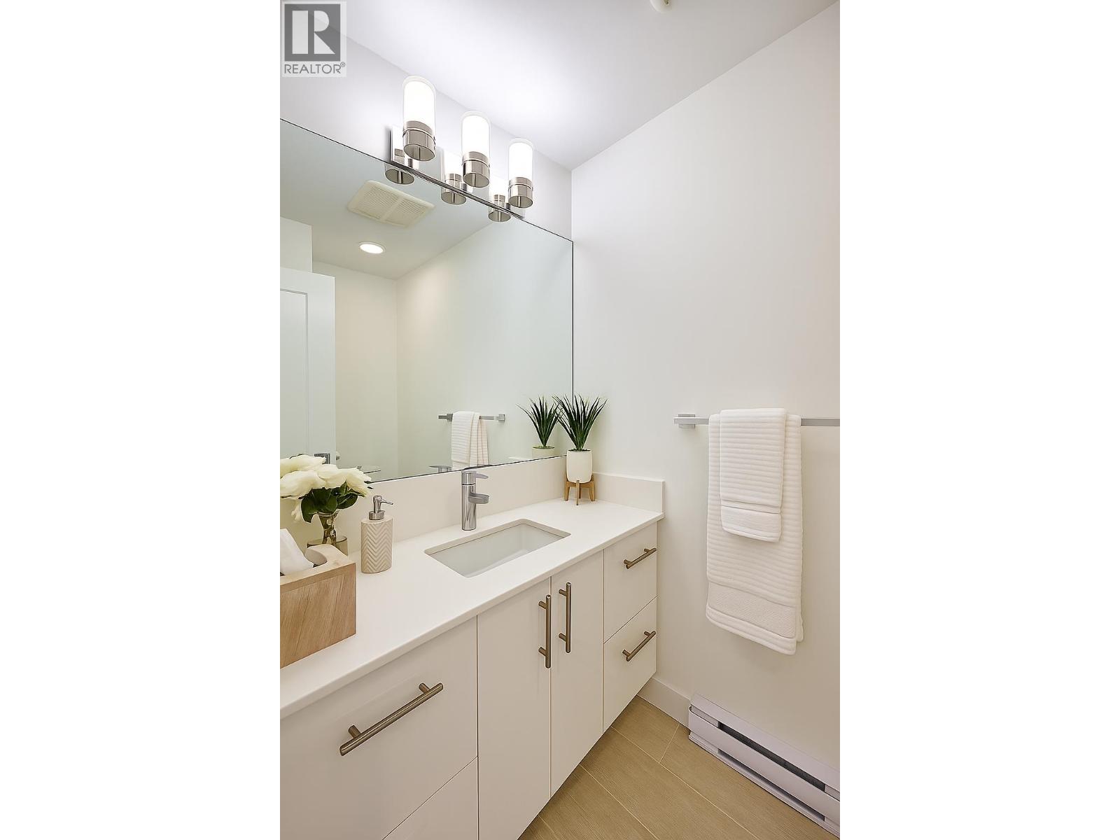 205 3971 Hastings Street, Burnaby, British Columbia  V5C 2H8 - Photo 22 - R3067278