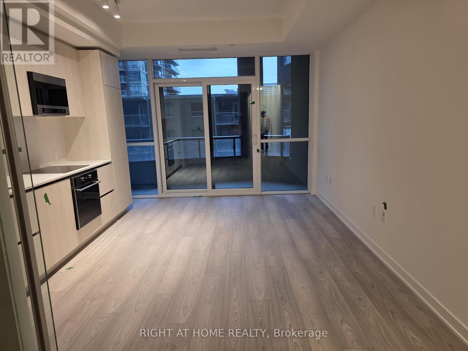 214 - 110 Broadway Avenue, Toronto, Ontario  M4P 1V7 - Photo 12 - C12543790