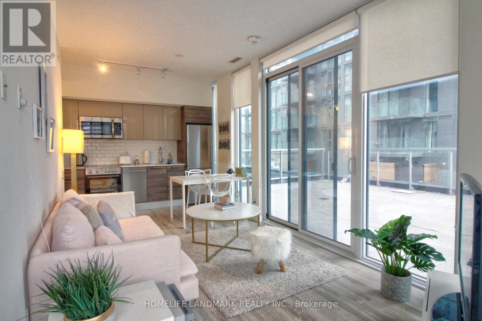 504 - 28 Wellesley Street E, Toronto, Ontario  M4Y 1G3 - Photo 6 - C12543792