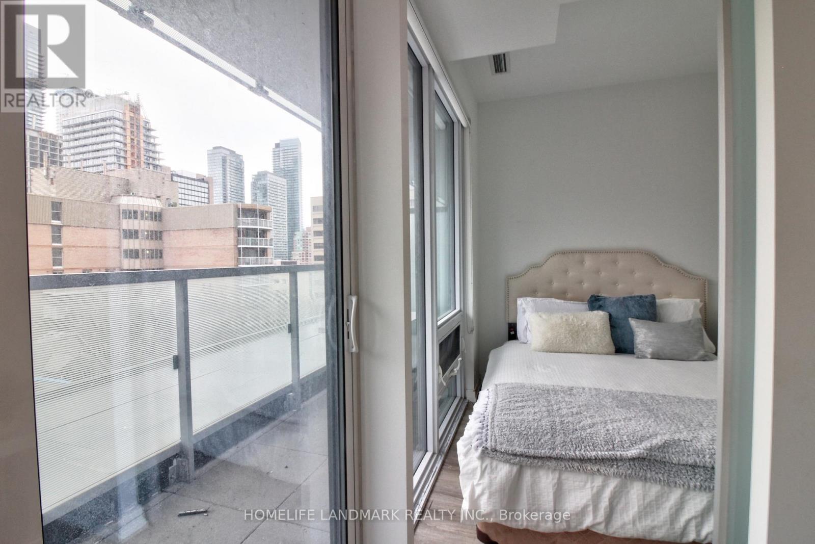 504 - 28 Wellesley Street E, Toronto, Ontario  M4Y 1G3 - Photo 7 - C12543792