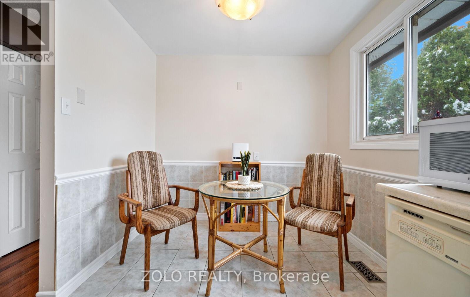 199 Wendover Drive, Hamilton, Ontario  L9C 5X6 - Photo 18 - X12536948