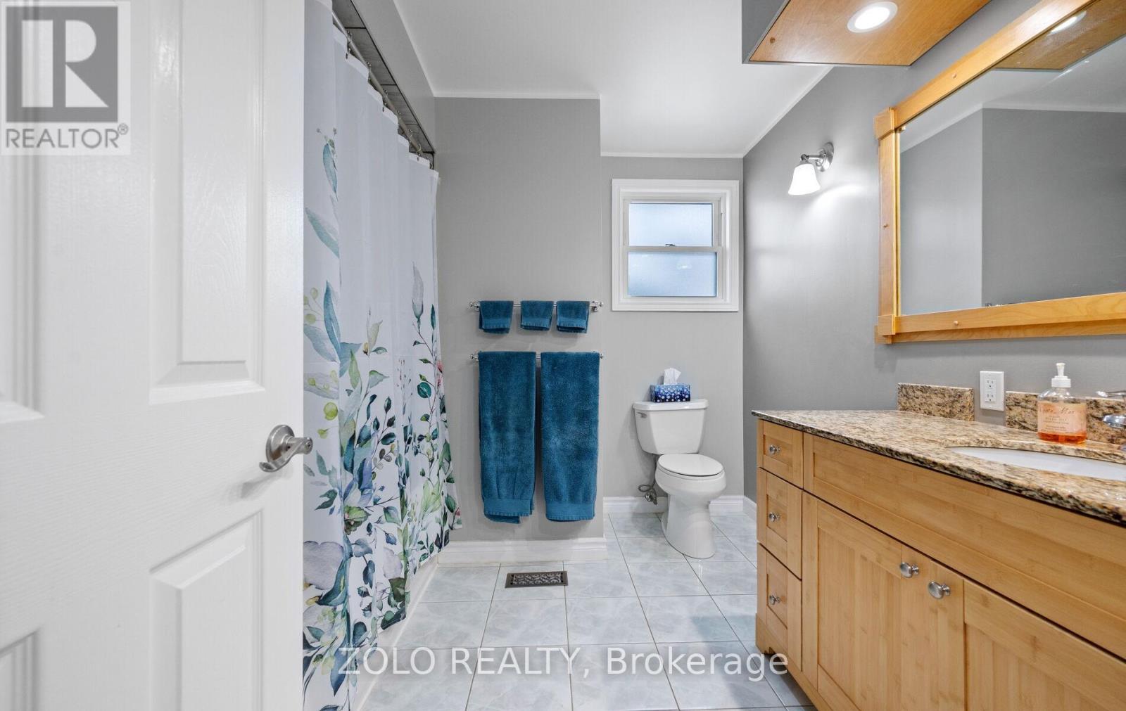 199 Wendover Drive, Hamilton, Ontario  L9C 5X6 - Photo 24 - X12536948