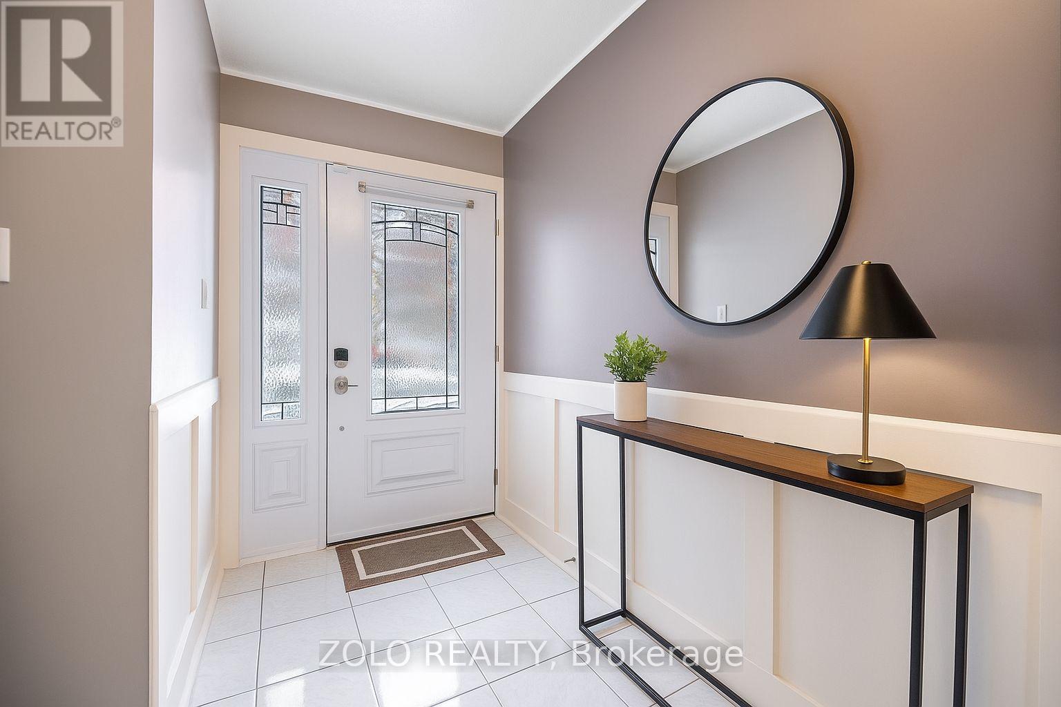 199 Wendover Drive, Hamilton, Ontario  L9C 5X6 - Photo 5 - X12536948