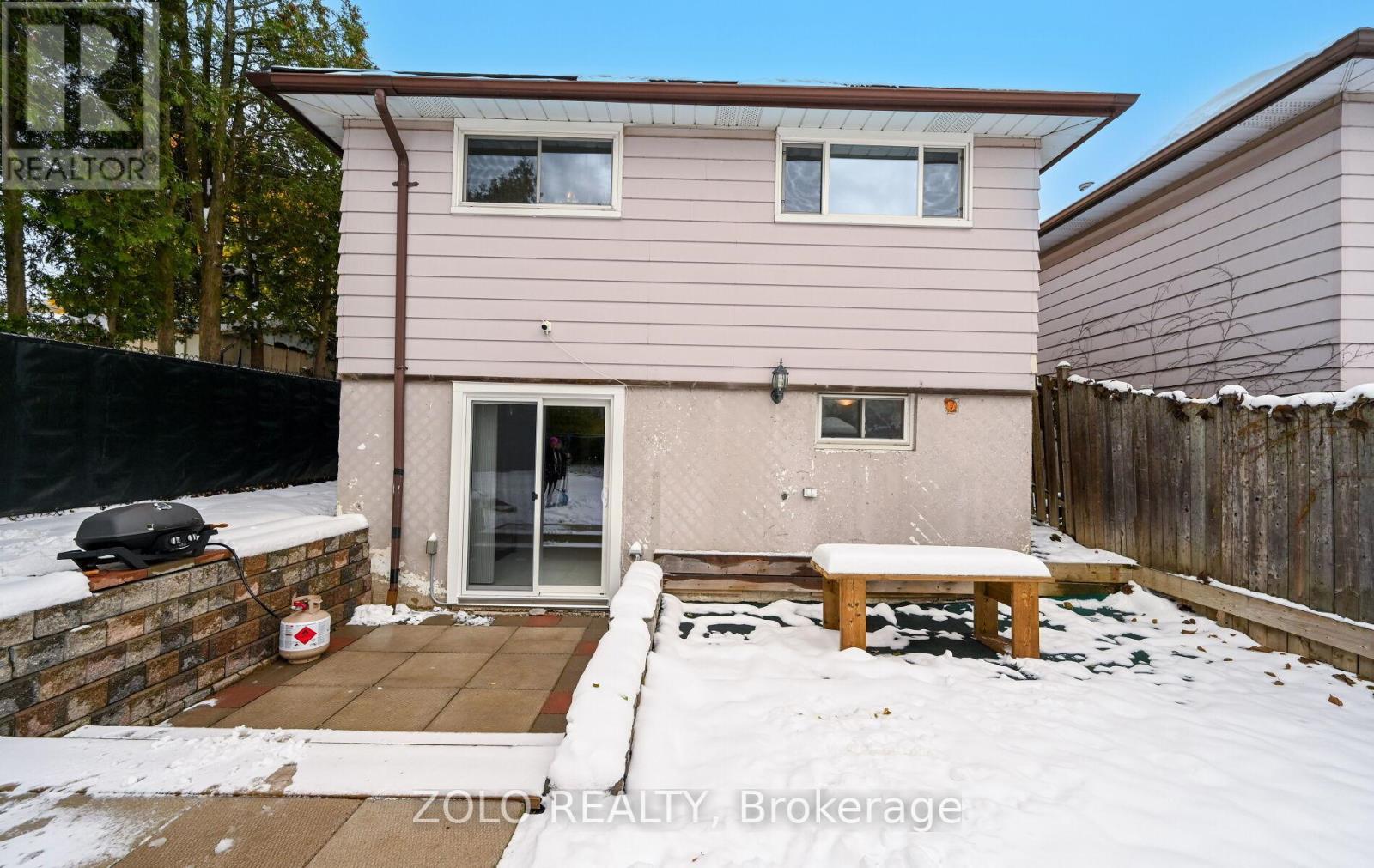 199 Wendover Drive, Hamilton, Ontario  L9C 5X6 - Photo 39 - X12536948