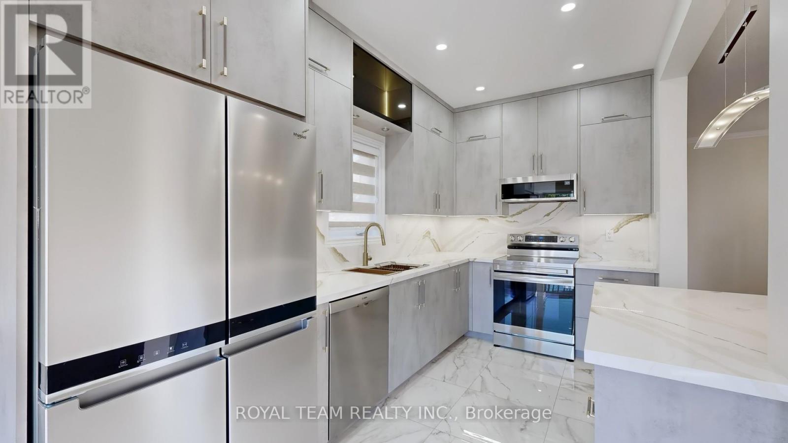 246 Lauderdale Drive, Vaughan, Ontario  L6A 0N4 - Photo 10 - N12543794