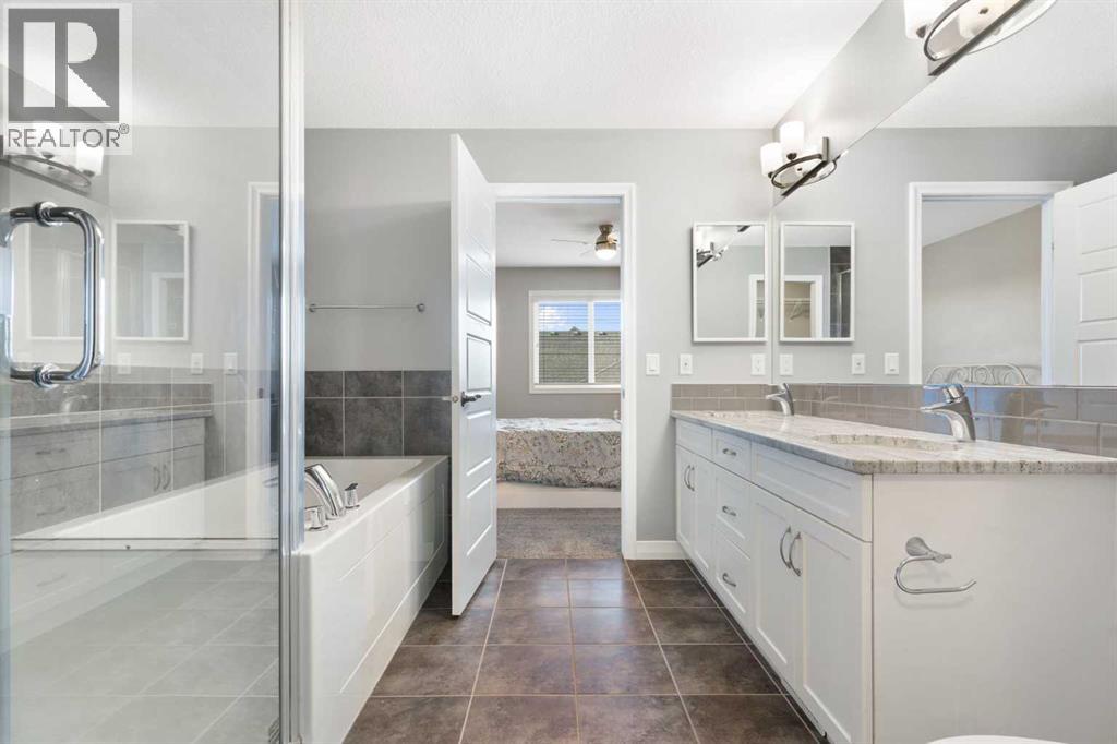 132 Kingsbury Close Se, Airdrie, Alberta  T4A 0R4 - Photo 13 - A2270149