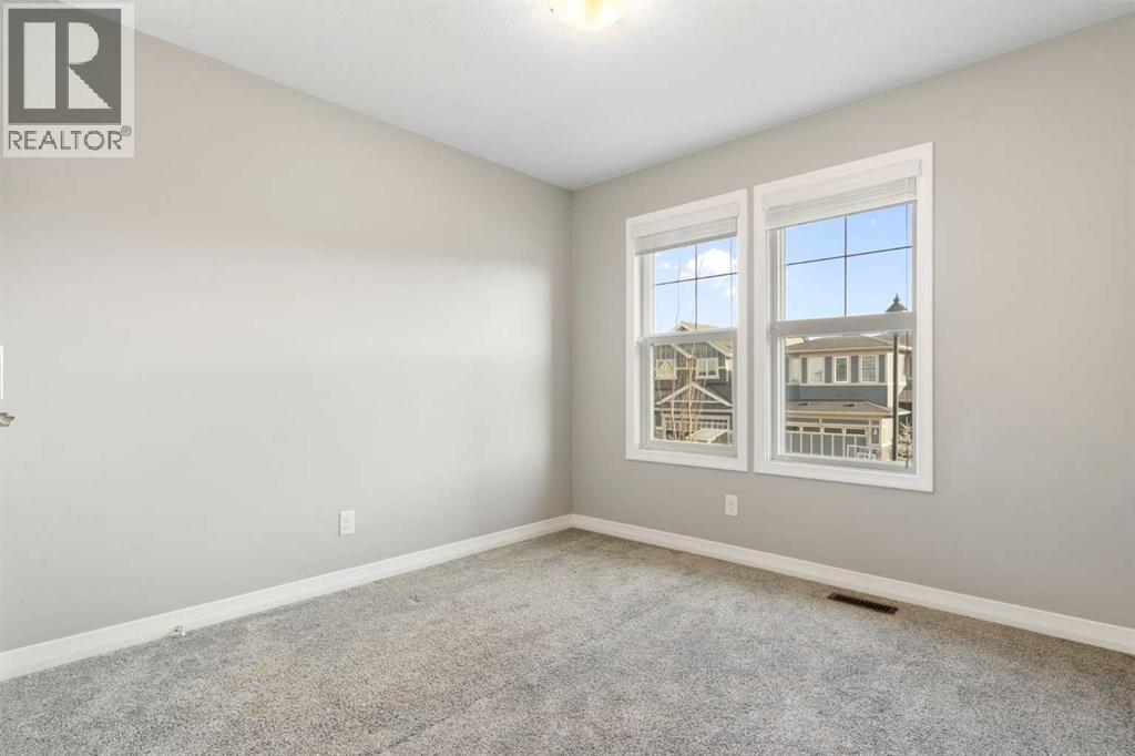 132 Kingsbury Close Se, Airdrie, Alberta  T4A 0R4 - Photo 15 - A2270149