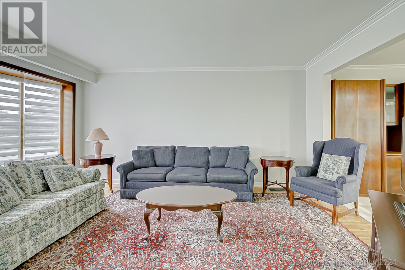 19 Martini Drive, Toronto, Ontario  M6M 4X4 - Photo 5 - W12543784