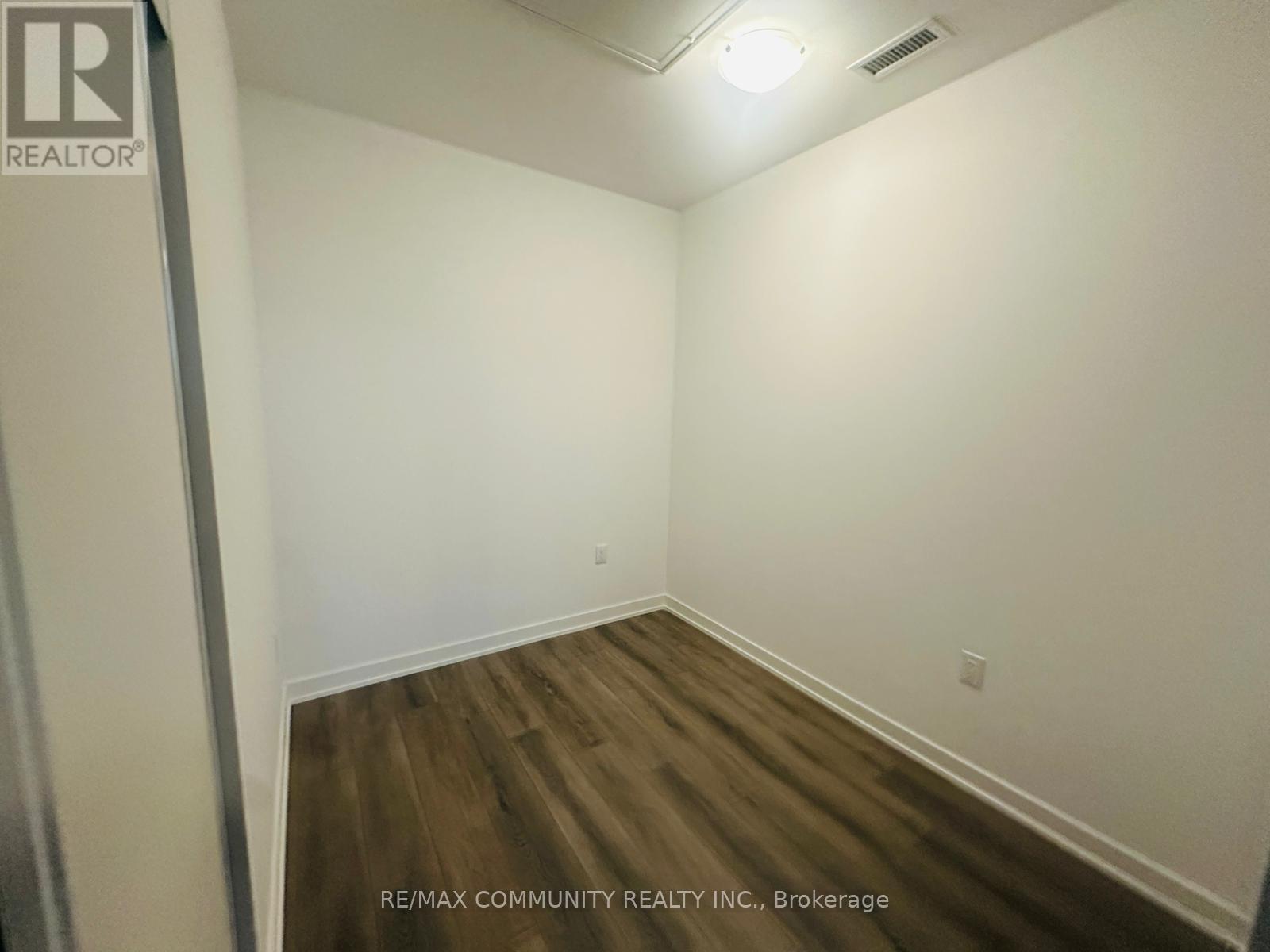 328 - 7439 Kingston Road, Toronto, Ontario  M1B 5S3 - Photo 10 - E12543710