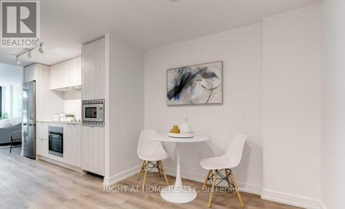 1111 - 1 Jarvis Street, Hamilton, Ontario  L8R 0A8 - Photo 11 - X12543798