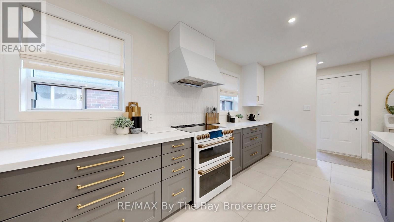 82 Brimorton Drive, Toronto, Ontario  M1P 3Z5 - Photo 12 - E12543820