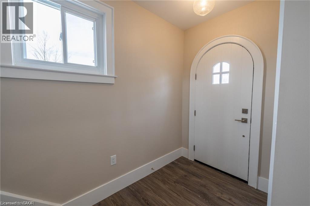 3 Locust Street Unit# Upper, Kitchener, Ontario  N2H 1W6 - Photo 8 - 40787001