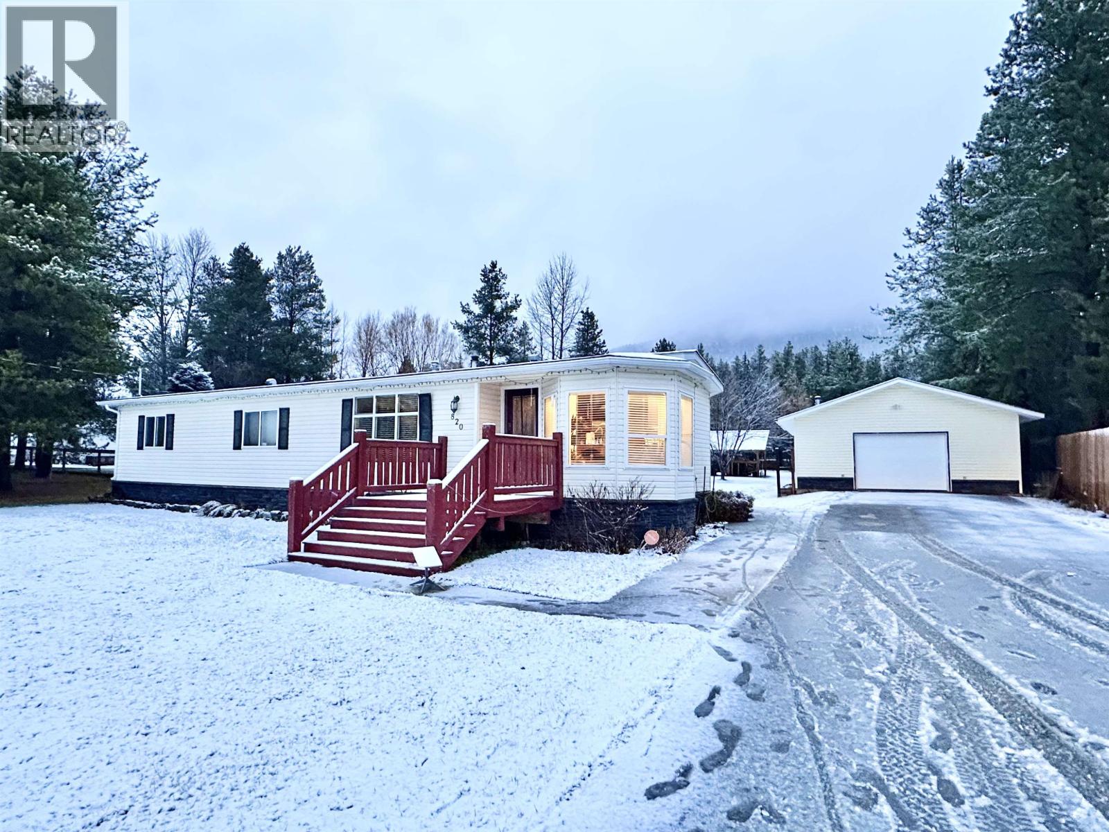 820 BEAVEN CRESCENT, Valemount, British Columbia