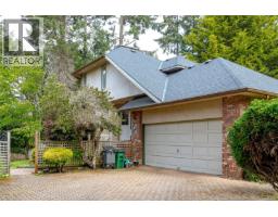 3910 Gibson Crt Ten Mile Point, Saanich, Ca