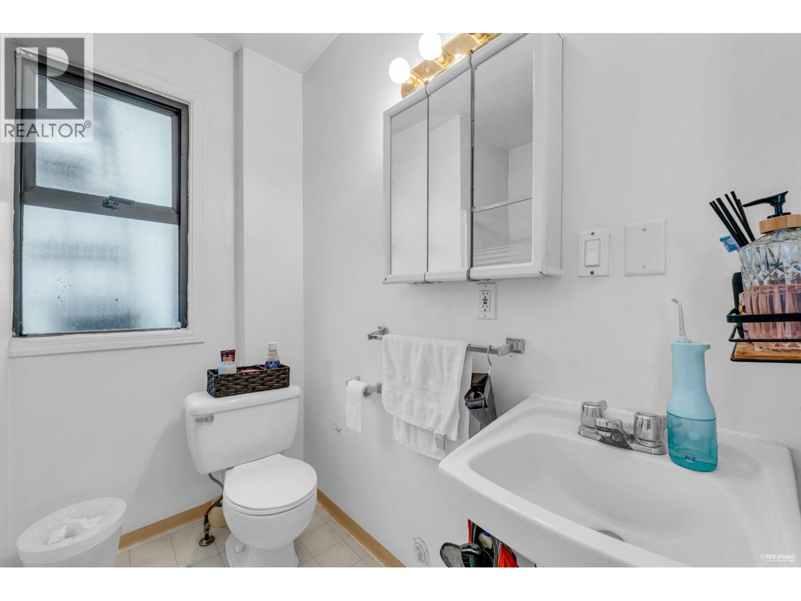 4473 W 10th Avenue, Vancouver, British Columbia  V6R 2H8 - Photo 23 - C8073801