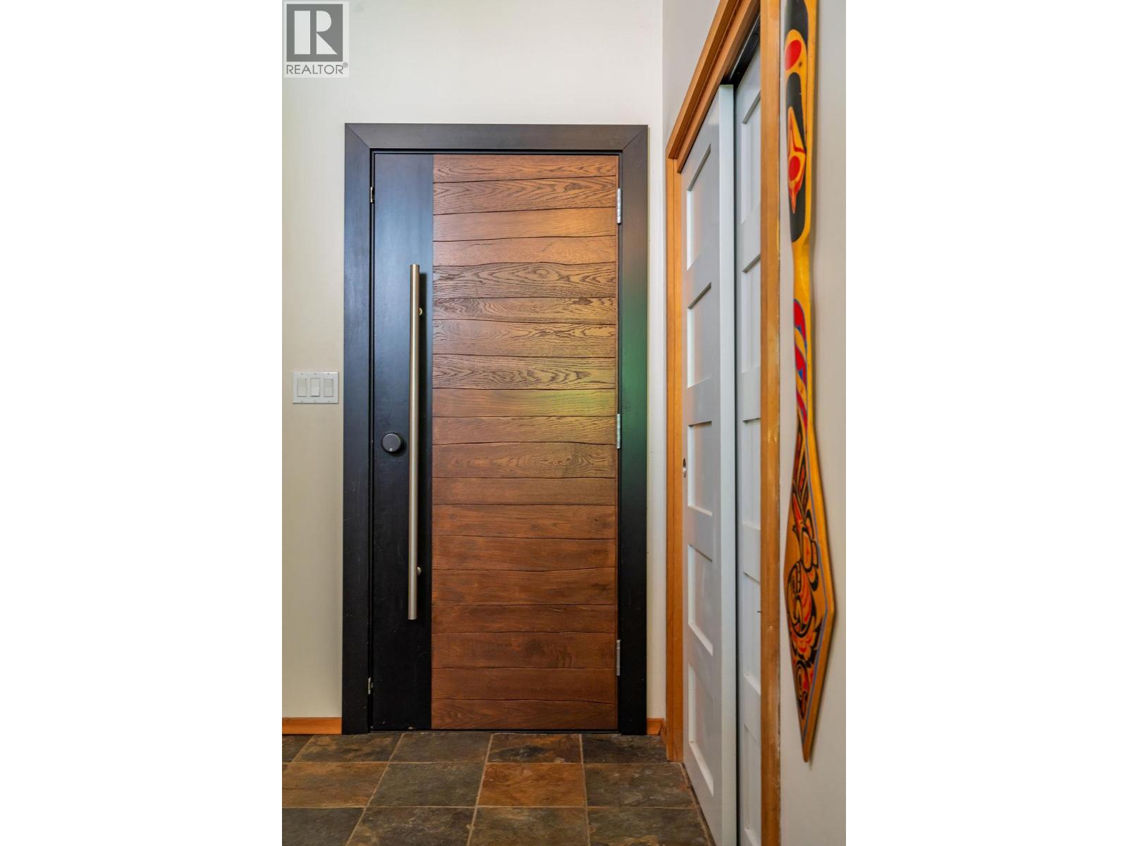 4225 3a Highway, Nelson, British Columbia  V1L 6N1 - Photo 9 - 10359107